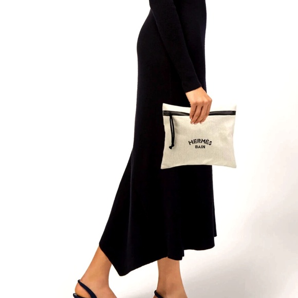 Hermes Toile Bain Case - Picture 2 of 5